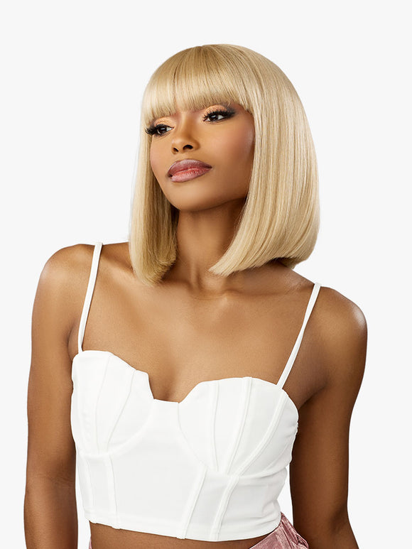 Sensattionnel Glamzy HD Lace Wig - Casey